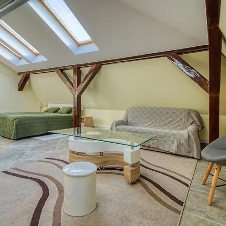 Bota Apartman Апартаменти