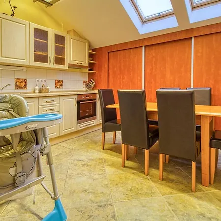 Appartamento Bota Apartman *